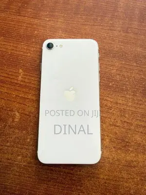Apple iPhone SE 2 I phone (Used)
