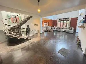 Prime Commercial Building for Sale High Level Road Homagama