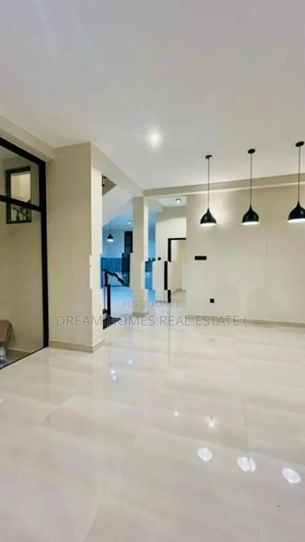 Luxury Modern Home for Sale – Athurugiriya (Near Millennium City)