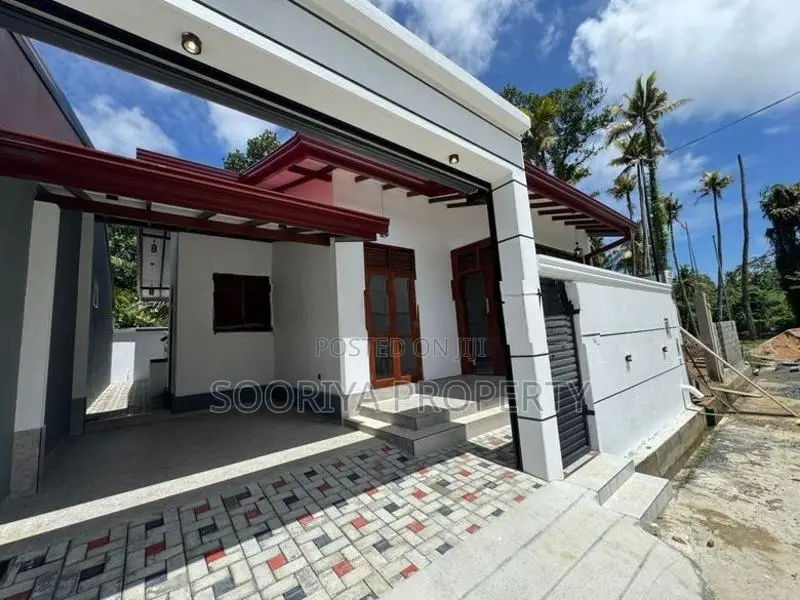 Luxury Single Storey Brand New House for Sale in Piliyandala