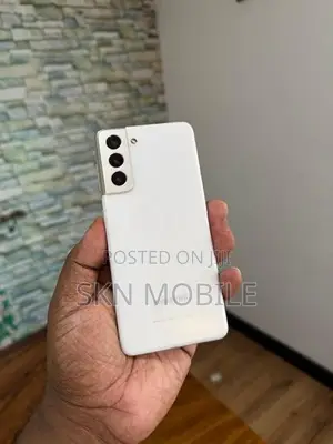 Samsung Galaxy S10e 6GB 128GB (Used)