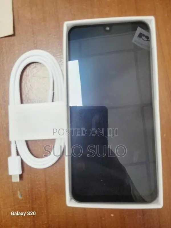 Samsung Galaxy A17 (Brand New)