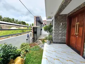 Kahathuduwa Build Luxury Three Story House for Sale