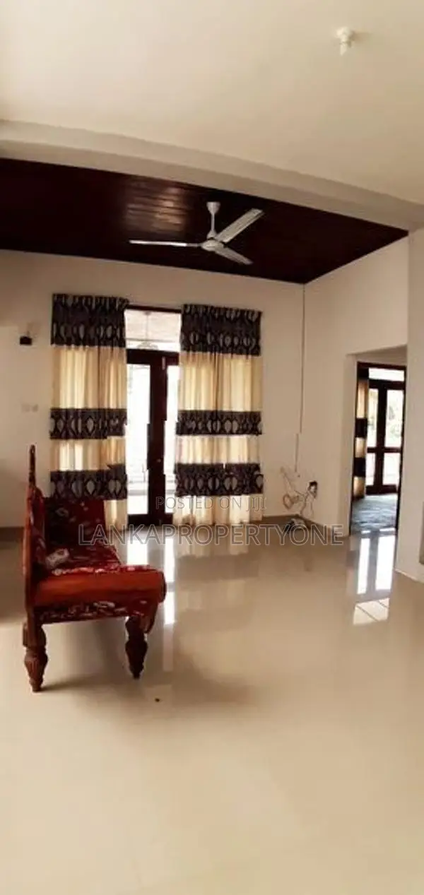 Modern House for Sale Meepawala