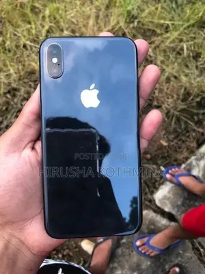 Apple iPhone X (Used)