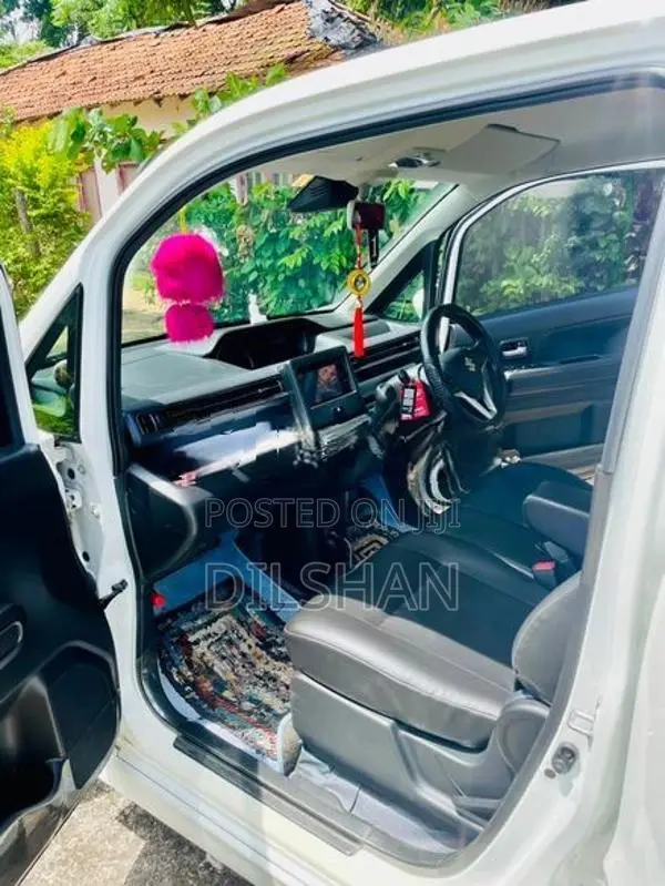 Suzuki Wagon R FZ 2018
