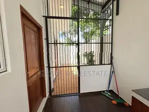 Luxury New House Sale In Thalawathugoda