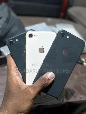 Apple iPhone 8 (Used)