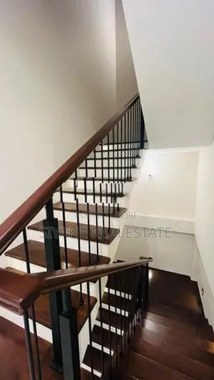 Luxury New House for Sale in Athurugiriya