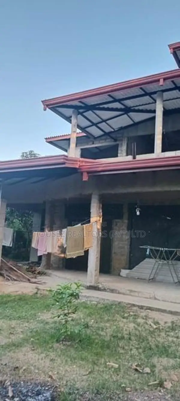 Spacious Commercial Property Near Ambalantota Town For Rent