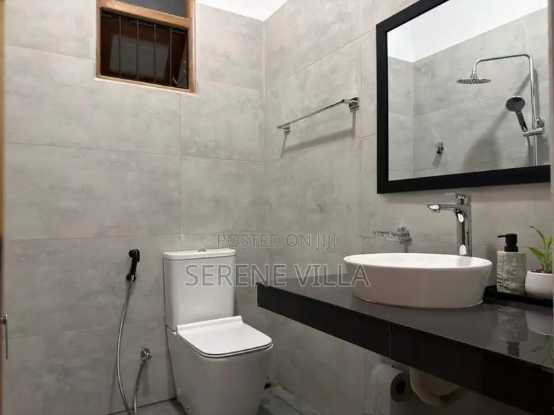 Luxury 4BR Furnished Villa- Makumbura