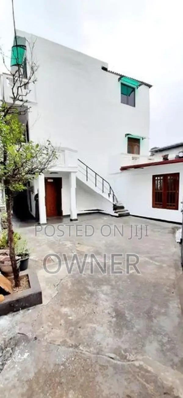 Newly Renovated Upper Floor House for Lease – Mattakkuliya, Colombo 15