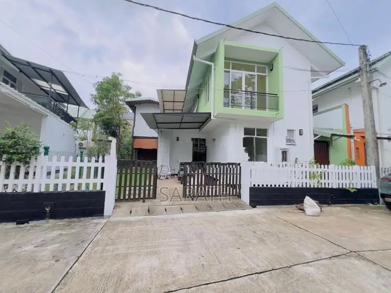 Luxury House For Sale Thalahena