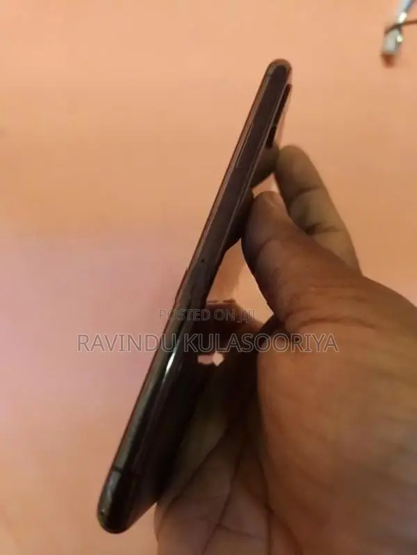 Apple iPhone X I phone (Used)