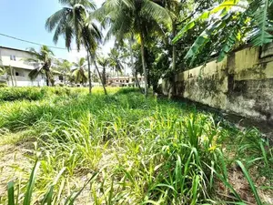 8.10 Perches Residential Bare Land For Sale Polwatta