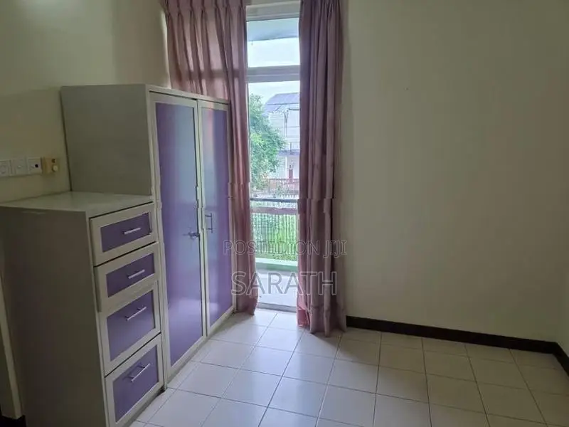 Luxury House For Sale Thalahena