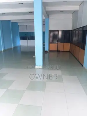 Coimmercial Building Rent in Kiribathgoda Mahara Facing the Kandy Road