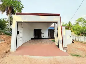 Brand New House for Sale in Thalahena