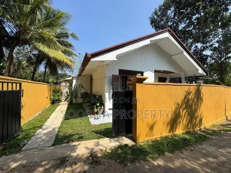Superb House for Sale in Bandaragama