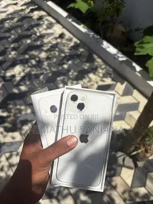 Apple iPhone 13 128GB (Used)