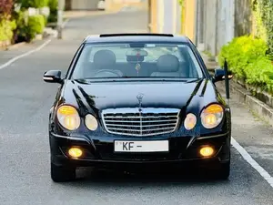 Mercedes Benz E350 3000cc V6 2007
