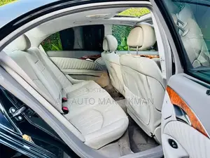 Mercedes Benz E350 3000cc V6 2007