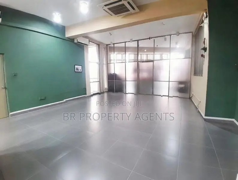 Commercial Building for Sale in Colombo 13