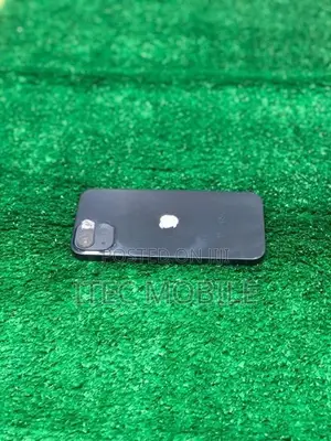 Apple iPhone 13 (Used)