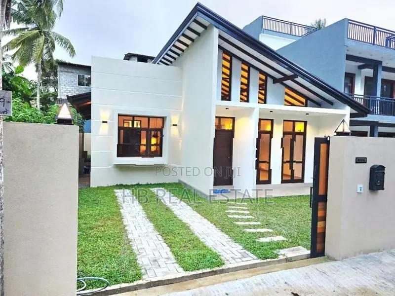 Architecture Designed Luxury Single Story House Kahathuduwa