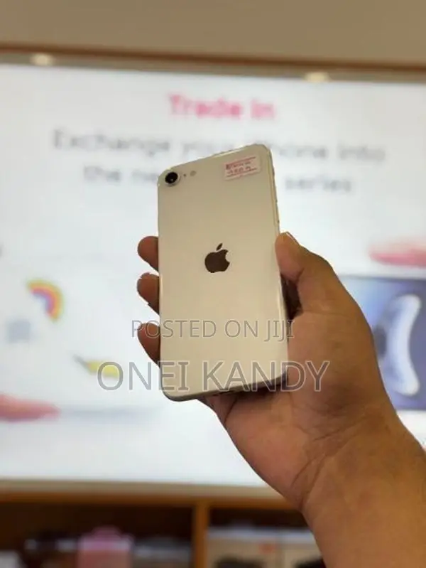 Apple iPhone SE 2 256GB (Used)