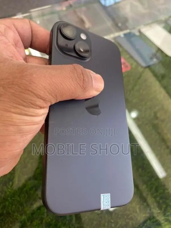 Apple iPhone 15 128GB (Used)