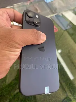 Apple iPhone 15 128GB (Used)