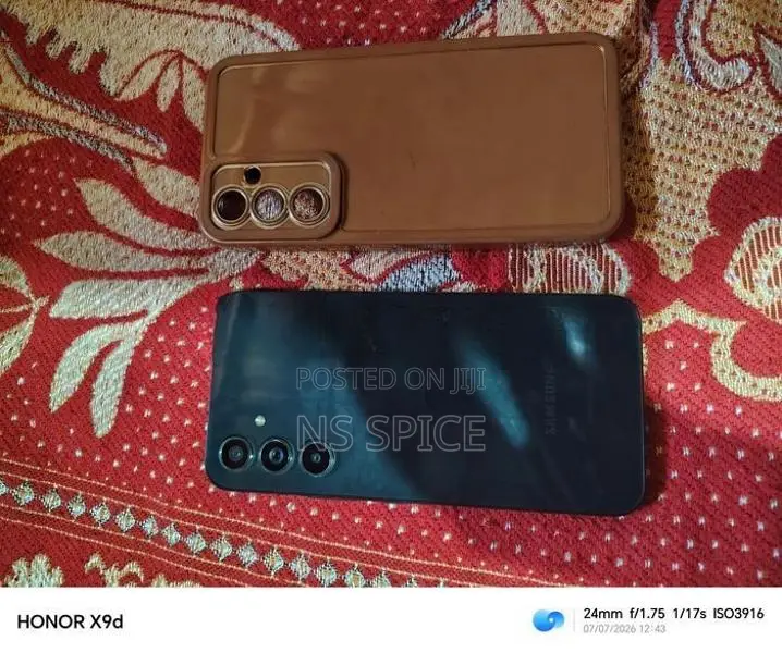 Samsung Galaxy A54 (Used)