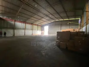 ( Gc-1095) Valuable Commercial Storage Building Rent in Meegoda