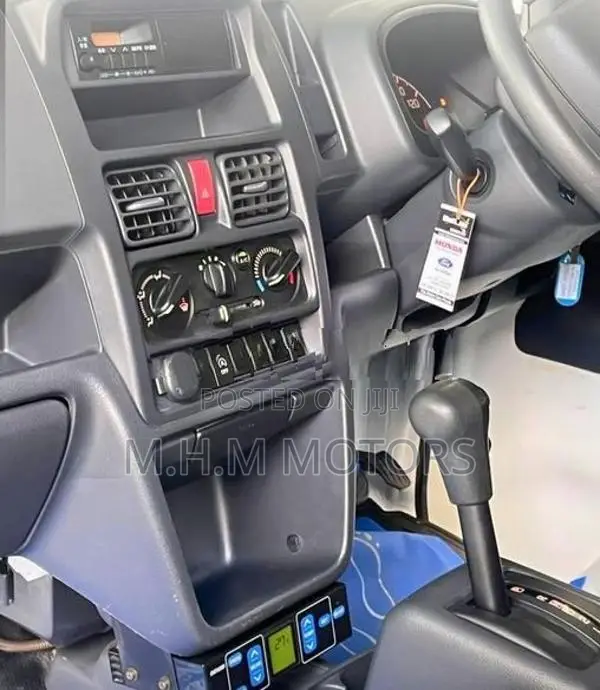 Suzuki Carry Freezer 2023