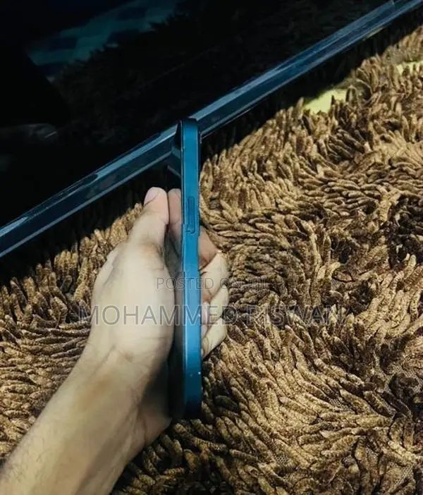 Apple iPhone 13 (Used)