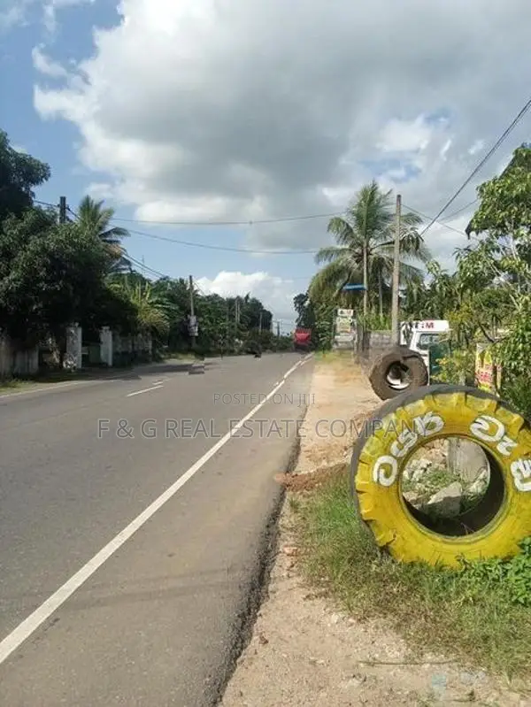 Polgahawela Land for Sale