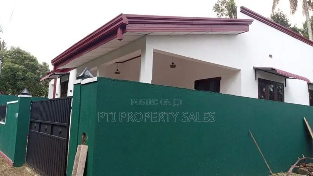 House for Sale – Kahathuduwa
