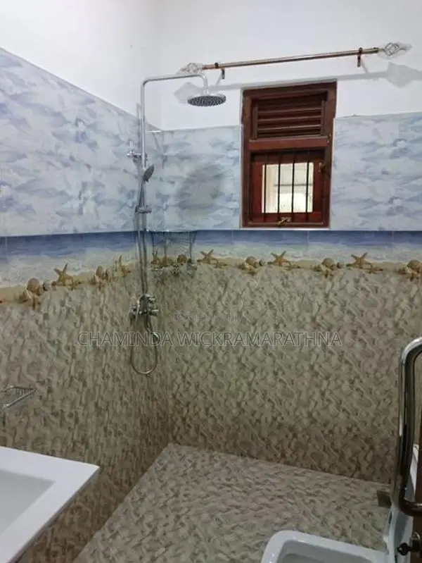 Upstairs House Rent at Padukka Bope