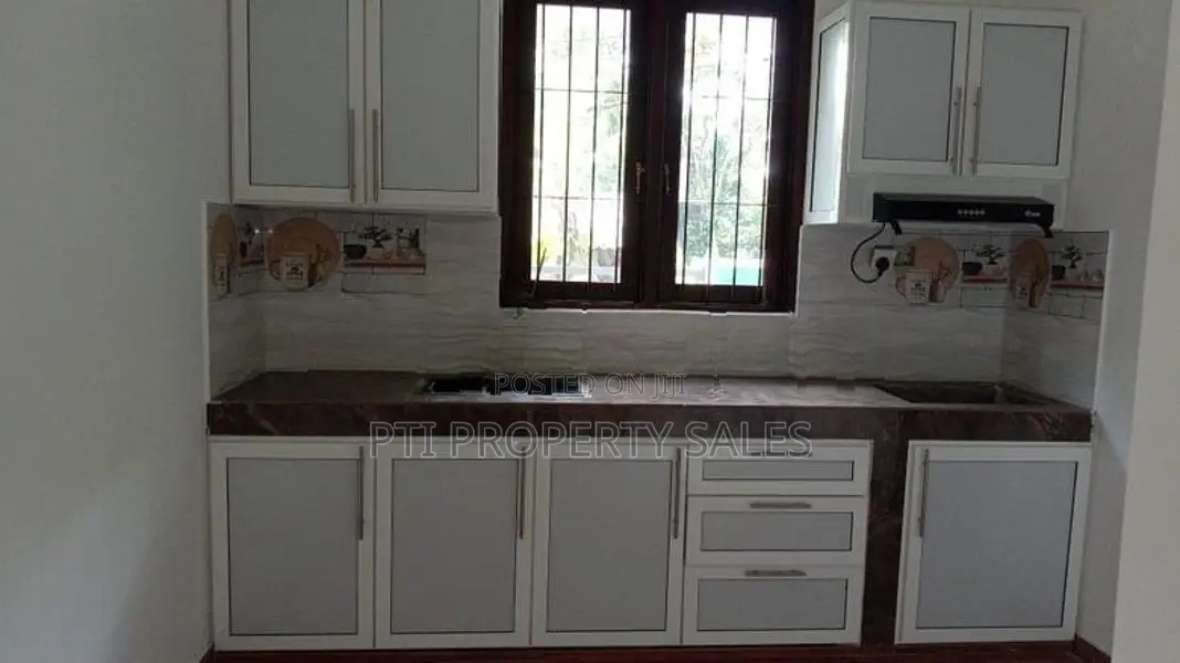 House for Sale – Kahathuduwa