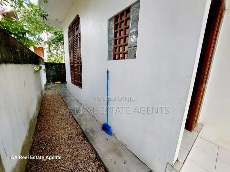 Two Storey House for Sale in Wellampitiya