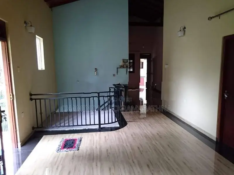 Upstairs House Rent at Padukka Bope