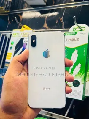 Apple iPhone XS (Used)