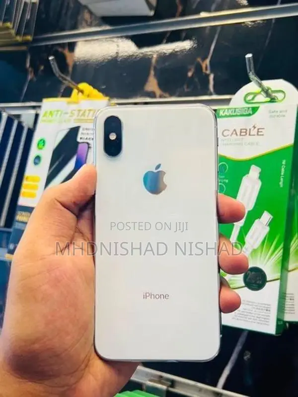 Apple iPhone XS (Used)