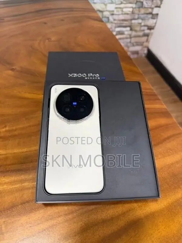 Vivo X300 Pro 16GB 512GB (Used)