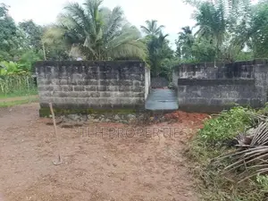 Land Sale at Gelanigama