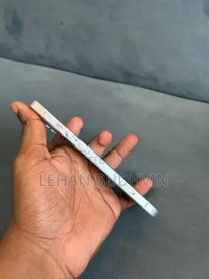 Apple iPhone 15 (Used)