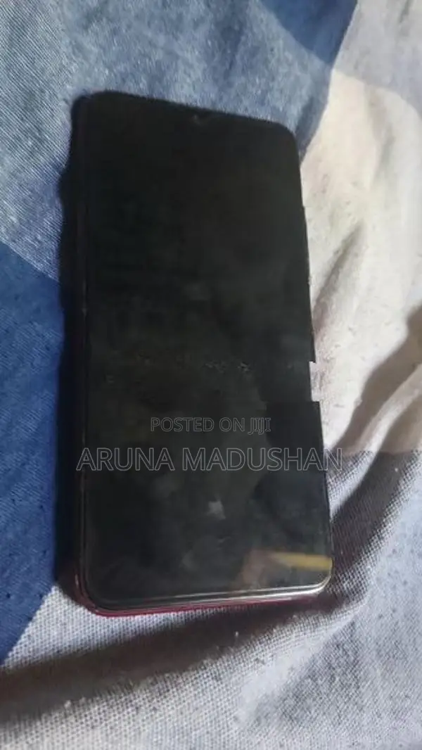 Realme 8 (Used)