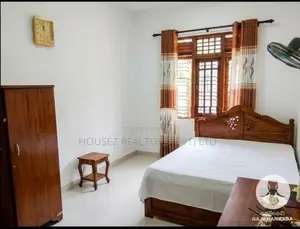 Luxury 5-Bedroom House for Sale in Yakkala, Gampaha