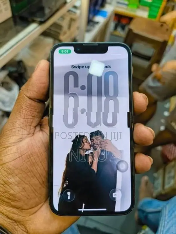 Apple iPhone 13 mini (Used)
